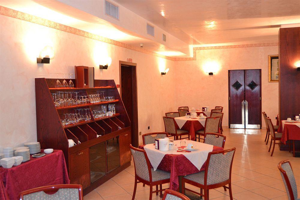 Mia Hotel نومانا المظهر الخارجي الصورة